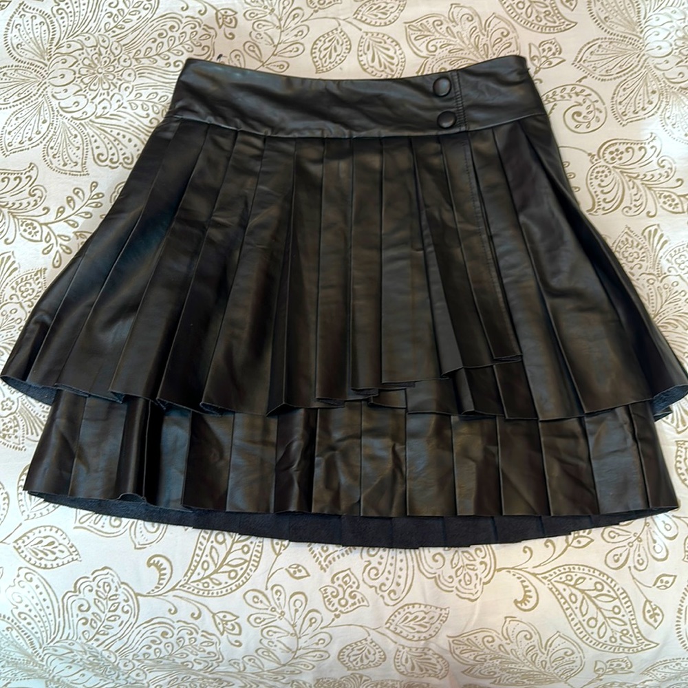 Brand New With Tags Black Maeve by Anthropology Vegan Leather Pleated Skirt🖤